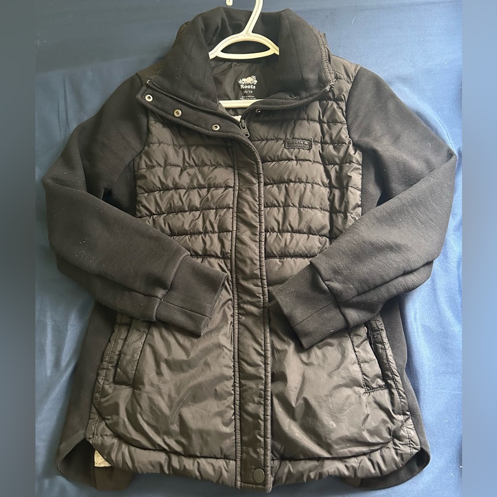 Roots “ City to Cabin” Black Puffer Jacket